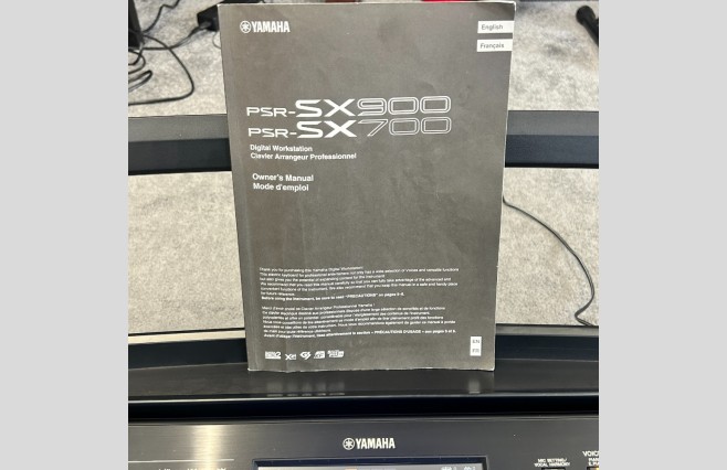 Yamaha PSR-SX900 Keyboard, Used (SN:BCAO01027) - Image 12